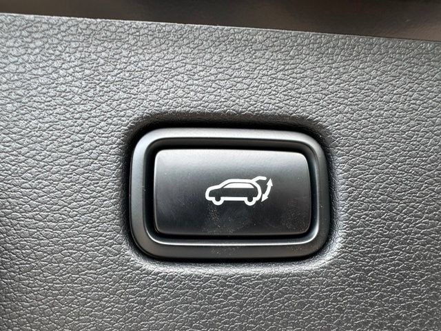 Used 2025 Kia Sportage X-Line w/ Premium Package AWD/4WD image 11