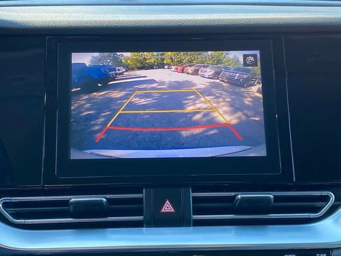 Used 2022 Kia Niro LXS w/ Digital Cluster Package FWD image 14