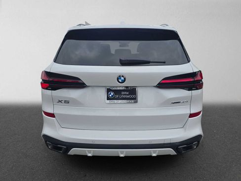 Used 2026 BMW X5 xDrive40i w/ Executive Package AWD/4WD image 4