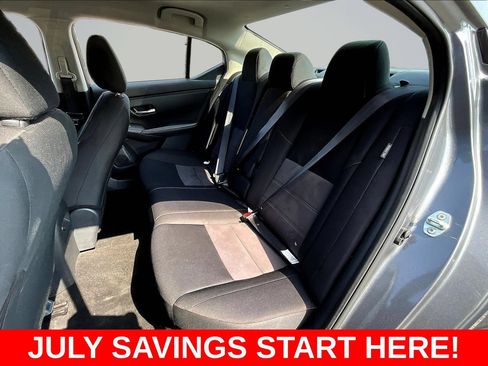 Used 2025 Nissan Sentra SR FWD image 23