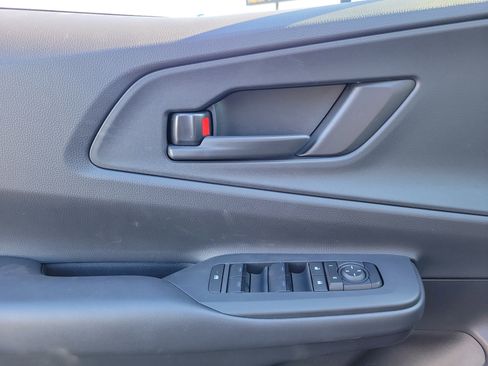 New 2026 Toyota Prius Plug-In Hybrid image 17