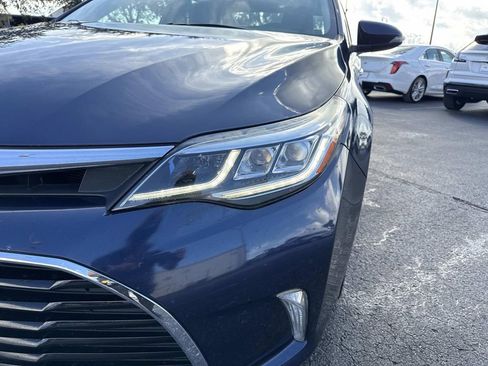 Used 2016 Toyota Avalon image 9