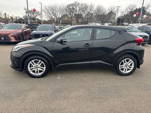 Used 2021 Toyota C-HR LE image 4