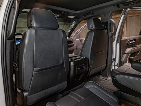 Used 2025 Chevrolet Tahoe RST w/ RST Capability Package image 22