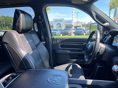 Used 2024 RAM 2500 Laramie w/ Night Edition AWD/4WD image 15