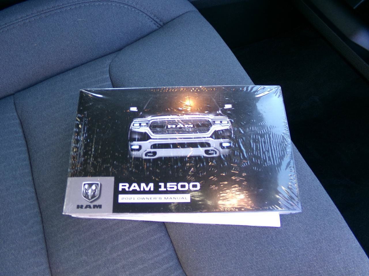 Used 2021 RAM 1500 Big Horn AWD/4WD image 55