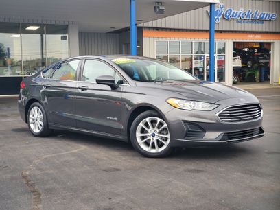 Used 2019 Ford Fusion SE