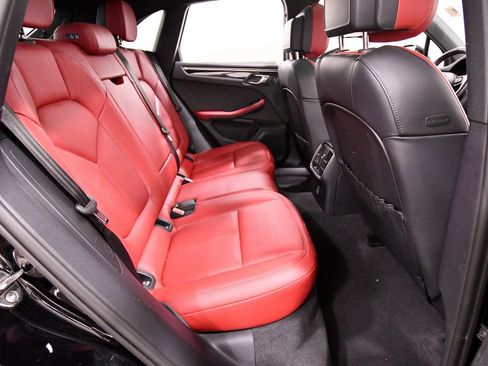 Used 2023 Porsche Macan S AWD/4WD image 18