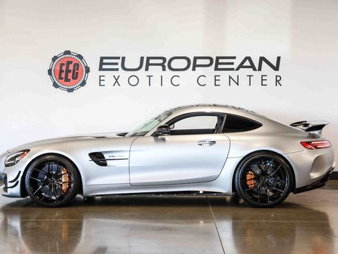 Used 2020 Mercedes-Benz AMG GT R image 7