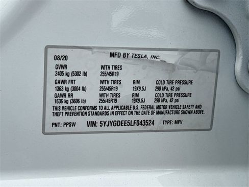 Used 2020 Tesla Model Y Long Range image 30