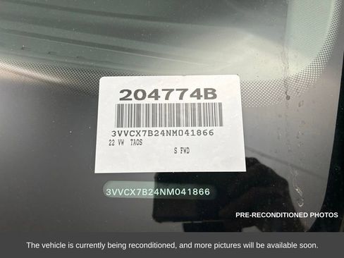 Used 2022 Volkswagen Taos S image 16