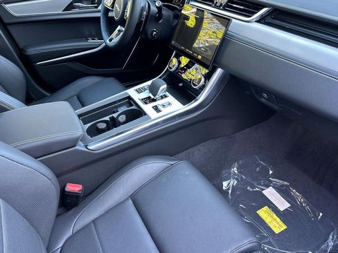 New 2024 Jaguar XF R-Dynamic SE AWD/4WD image 26