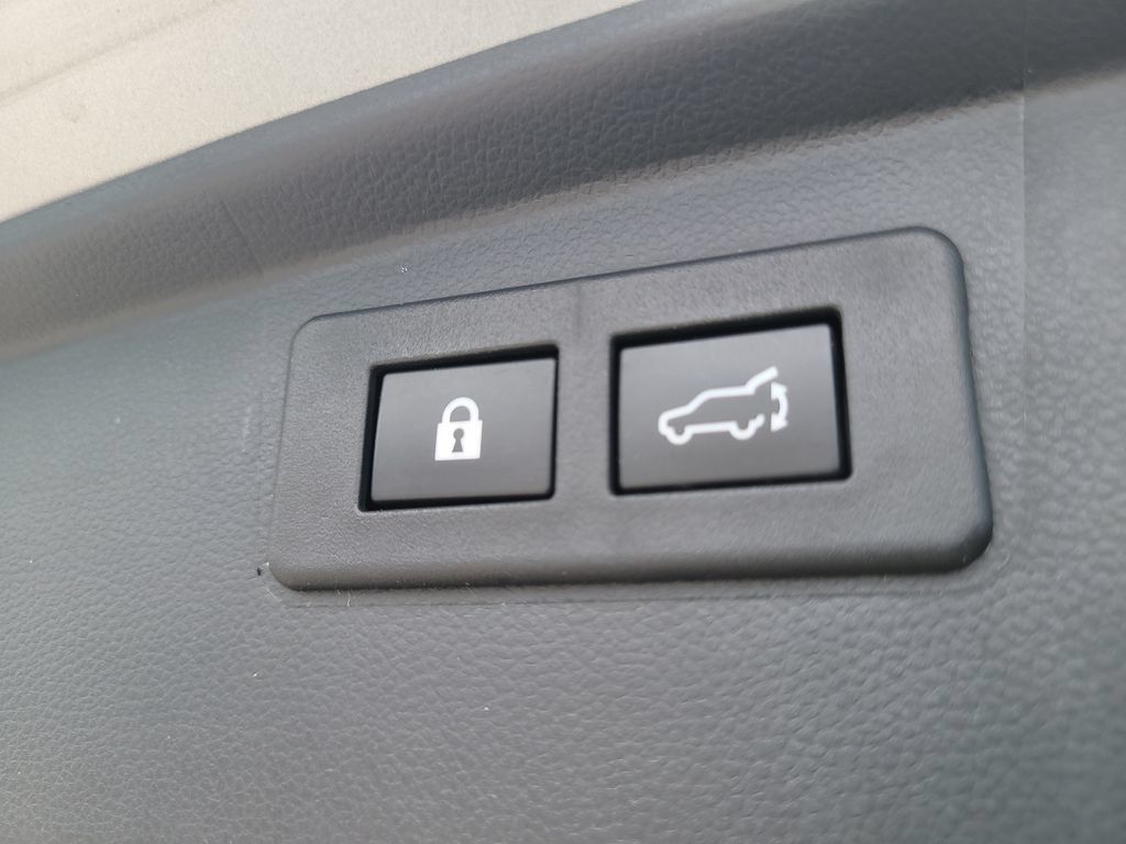 Used 2021 Subaru Outback Limited AWD/4WD image 9