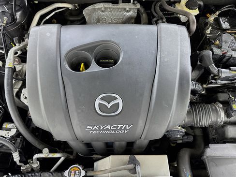 Used 2016 MAZDA MAZDA3 i Grand Touring image 38