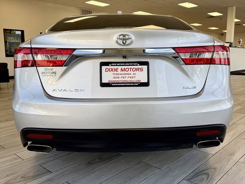 Used 2013 Toyota Avalon image 8