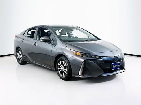 Used 2021 Toyota Prius Prime XLE FWD image 1