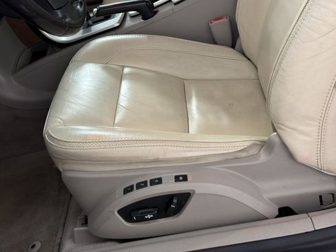 Used 2013 Volvo C70 T5 FWD image 11