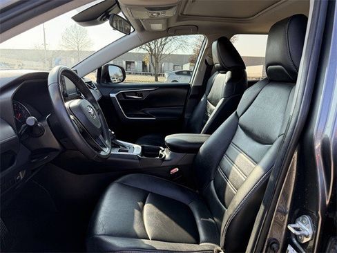 Certified 2021 Toyota RAV4 XLE Premium image 25