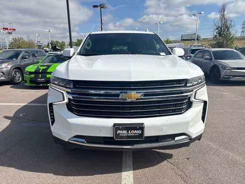 Used 2024 Chevrolet Tahoe LT AWD/4WD image 2