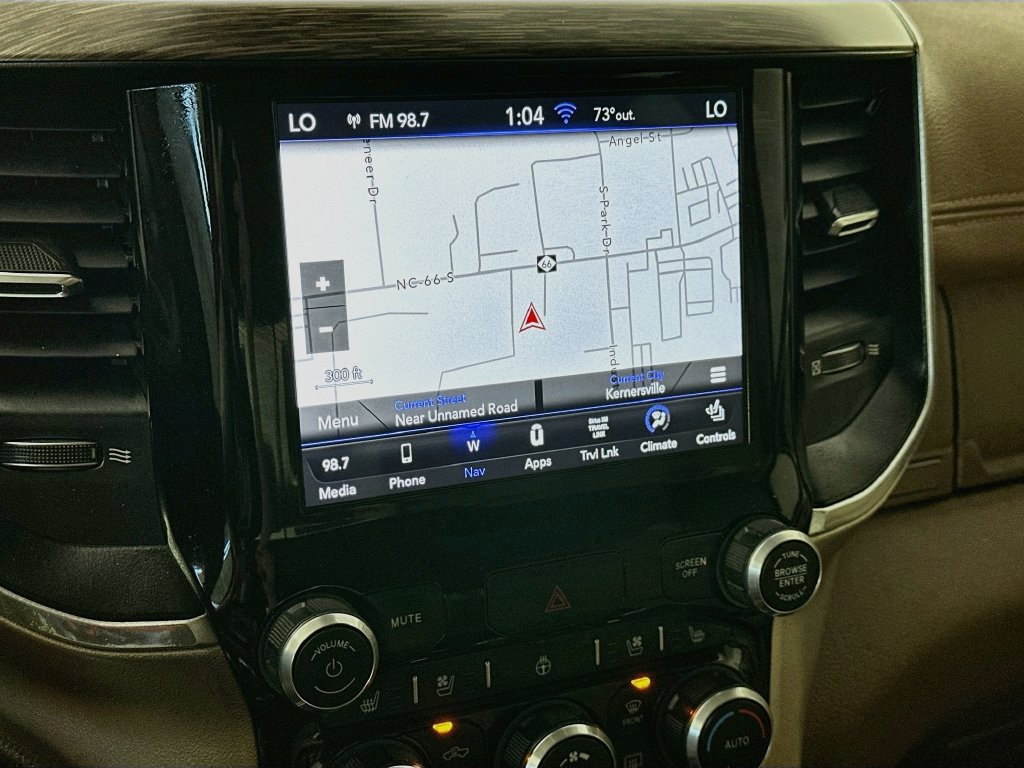 Used 2019 RAM 1500 Laramie AWD/4WD image 19