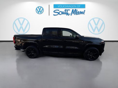 Used 2025 Chevrolet Colorado Z71 w/ Technology Package image 8