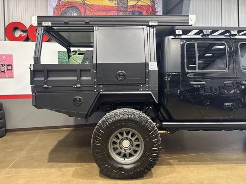 Used 2023 Jeep Gladiator Rubicon w/ Cold Weather Group AWD/4WD image 39