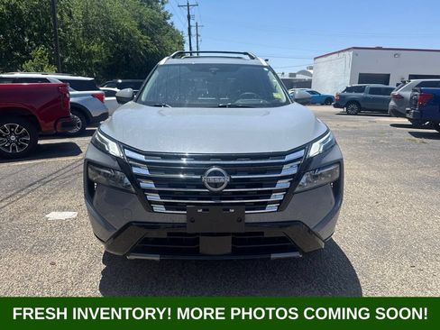 Used 2025 Nissan Rogue Platinum w/ Platinum Premium Package AWD/4WD image 7