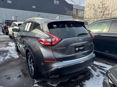 Used 2018 Nissan Murano Platinum image 3