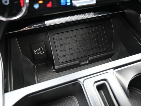 Certified 2025 Ford F150 Platinum w/ Equipment Group 702A High image 31