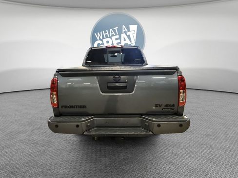 Used 2019 Nissan Frontier SV w/ Value Truck Package AWD/4WD image 6