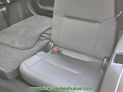 Used 2023 Mitsubishi Outlander SE FWD image 11