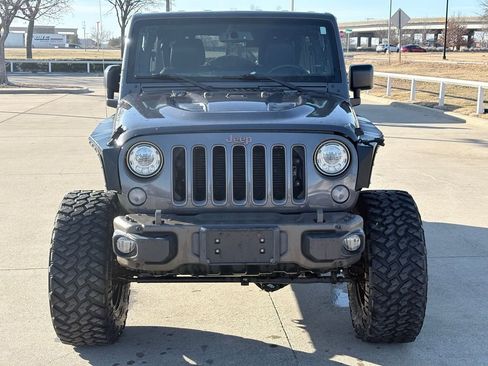 Used 2017 Jeep Wrangler 75th Anniversary image 2