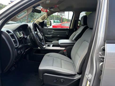 Used 2020 RAM 1500 Big Horn AWD/4WD image 11