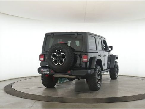 Used 2023 Jeep Wrangler Unlimited Rubicon w/ Cold Weather Group AWD/4WD image 4