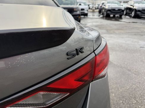 Used 2023 Nissan Sentra SR w/ Midnight Edition Package image 11