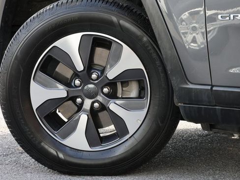 Used 2024 Jeep Grand Cherokee Limited 4xe image 8