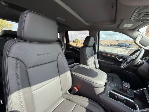 New 2026 GMC Sierra 1500 Denali w/ Technology Package image 15