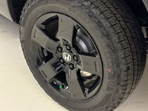 New 2026 Honda Ridgeline Black Edition image 12