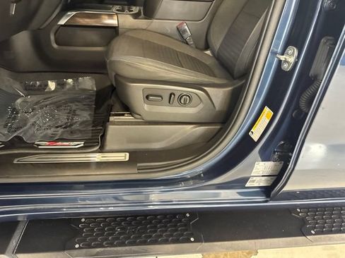 Used 2021 Chevrolet Silverado 1500 LT Trail Boss w/ Bed Protection Package AWD/4WD image 43