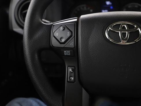Used 2022 Toyota Tacoma SR image 25