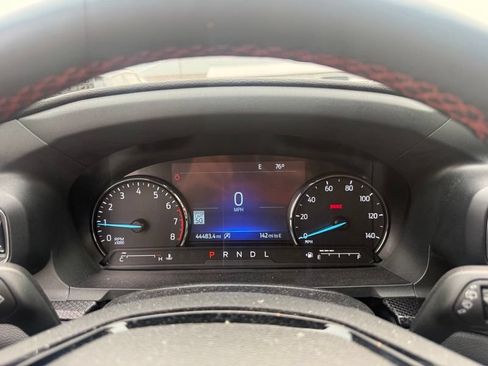 Used 2024 Ford Explorer ST-Line w/ Class IV Trailer Tow Package AWD/4WD image 9
