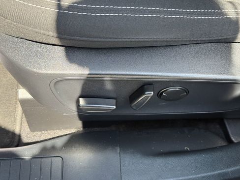 Certified 2024 Ford Escape Active w/ Cold Weather Package FWD image 21