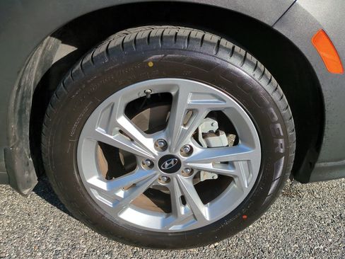 Certified 2023 Hyundai Kona SEL image 11