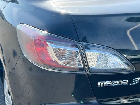 Used 2013 MAZDA MAZDA3 i SV FWD image 20