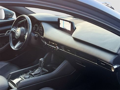 Used 2021 MAZDA MAZDA3 s image 30