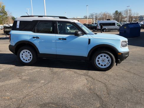 New 2025 Ford Bronco Sport Heritage w/ Convenience Package image 11