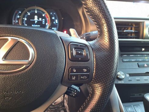 Used 2020 Lexus IS 300 F Sport image 11