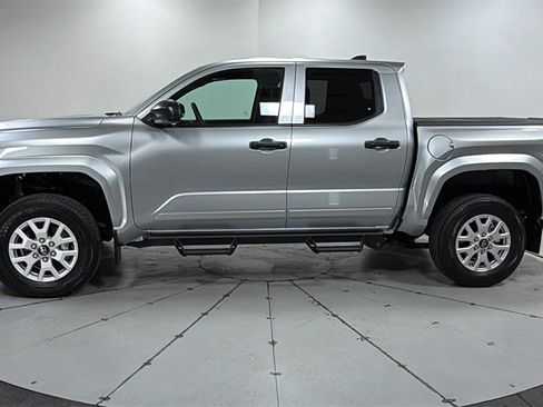 Certified 2024 Toyota Tacoma SR image 8