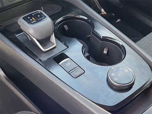 Certified 2023 Nissan Rogue SV image 18