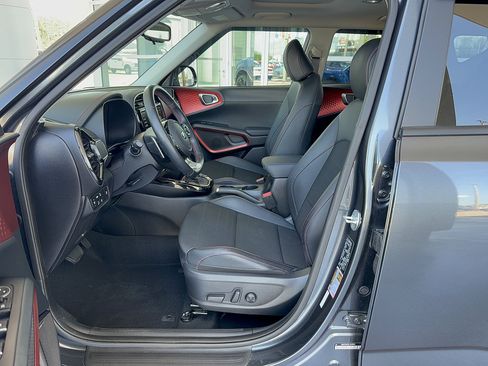 Used 2020 Kia Soul GT-Line Turbo FWD image 12